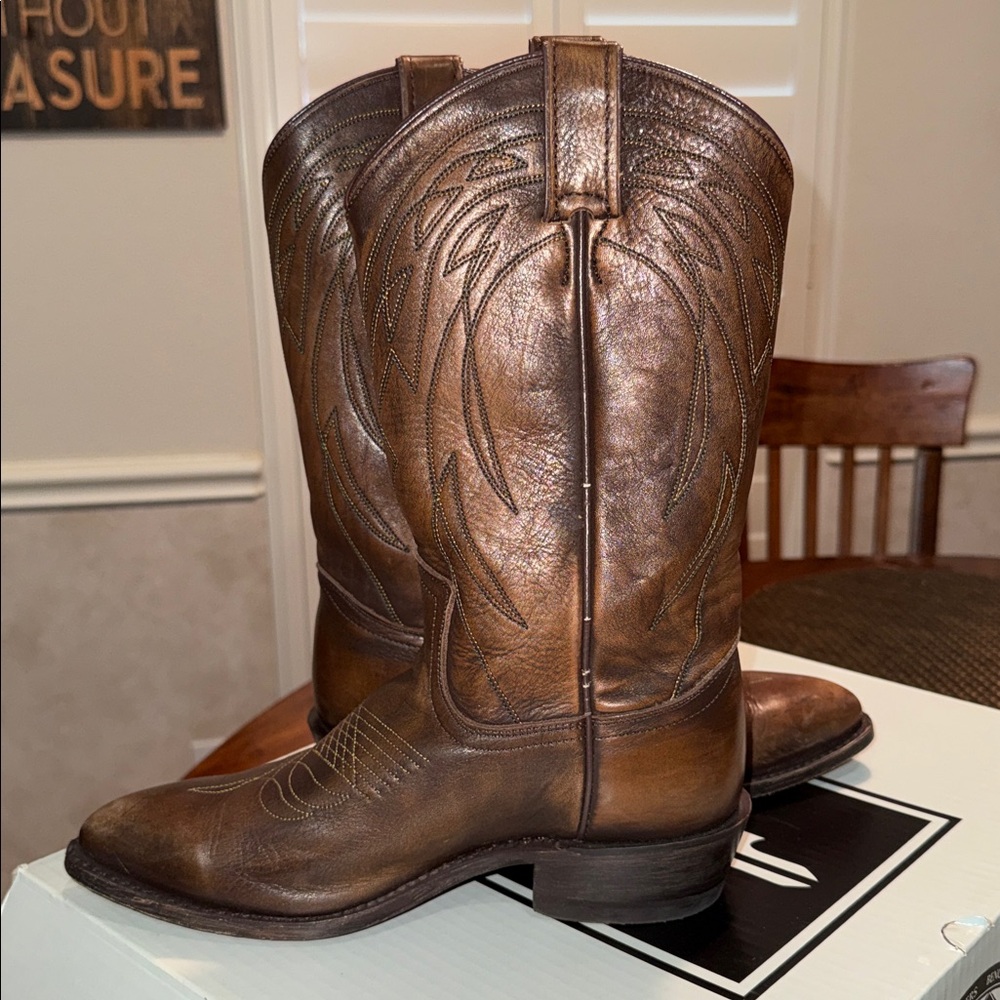 Brown Leather Western Boots - Picture 10 of 10